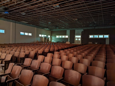 mark-page-seats-01 (4080x3072) - (c)2026 Mark Page